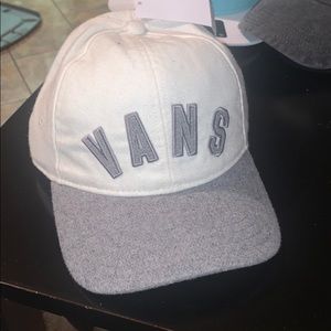 NEW Vans Dugout White Hat